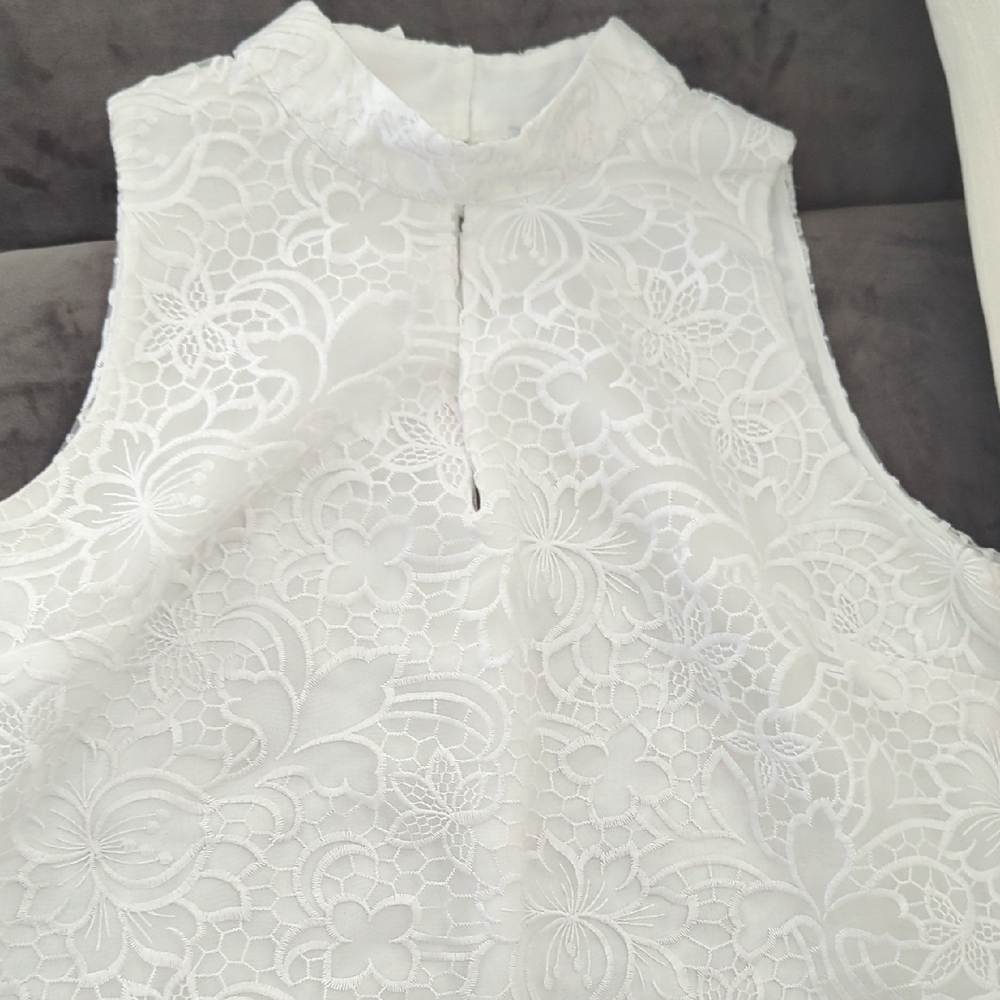 White House Black Market Floral Lace Blouse